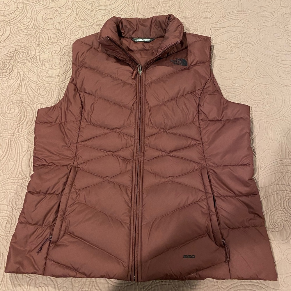 Women’s maroon North Face vest